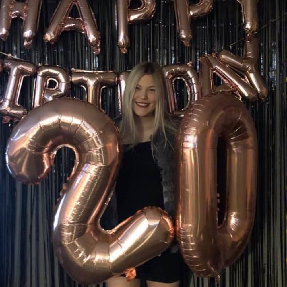 Meet your Posher, Leah